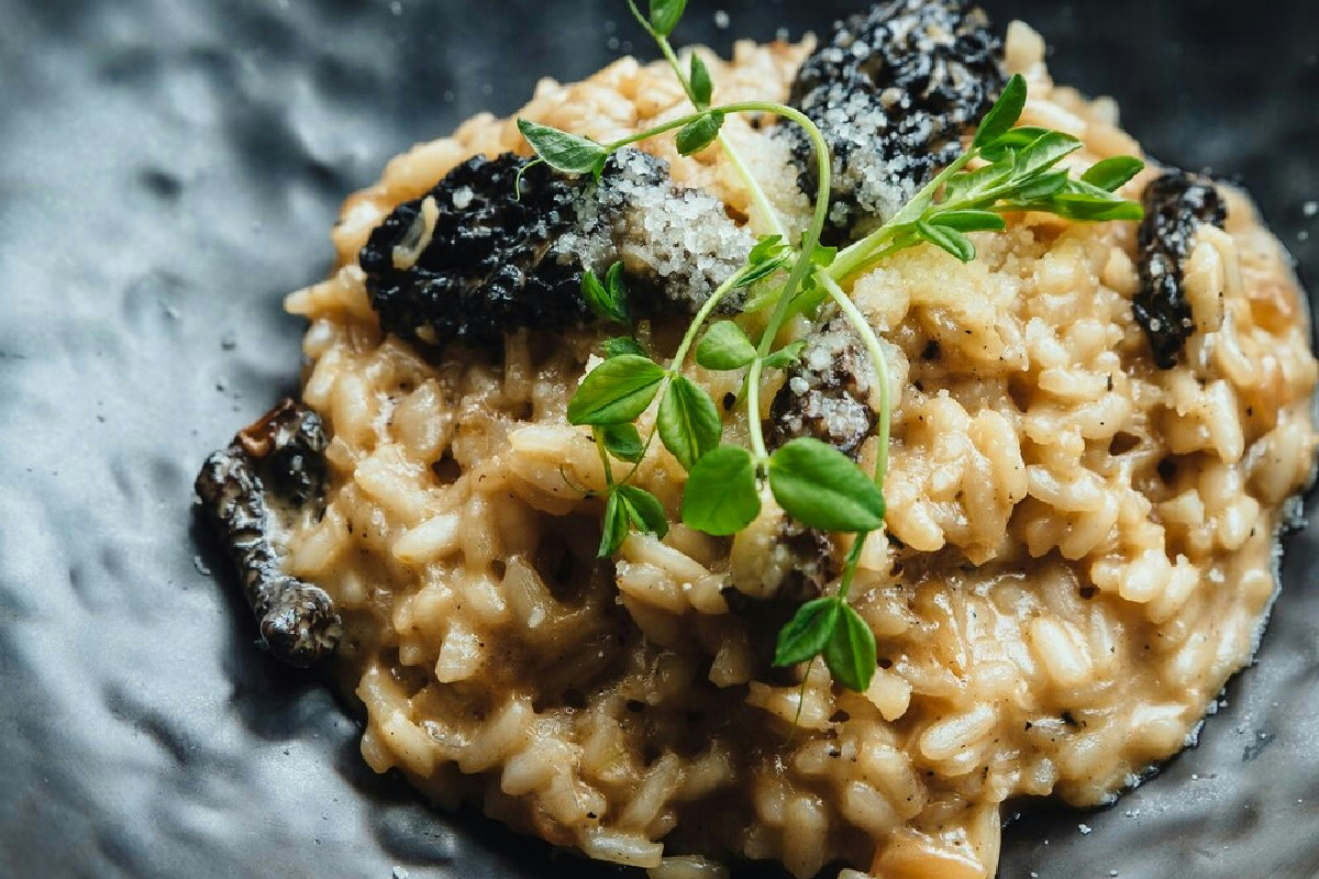 5 risotti cremosi e stagionali perfetti per cene d’inverno dal gusto autentico e avvolgente