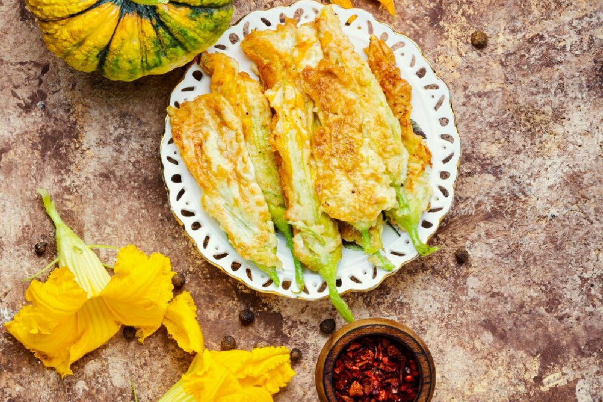 Fiori di zucca in cucina: come pulirli facilmente e esaltarne il sapore originale