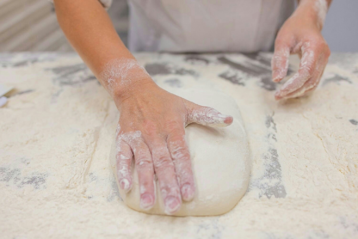 Forza e flessibilità degli impasti: tecniche di lavorazione per risultati perfetti e consistenti