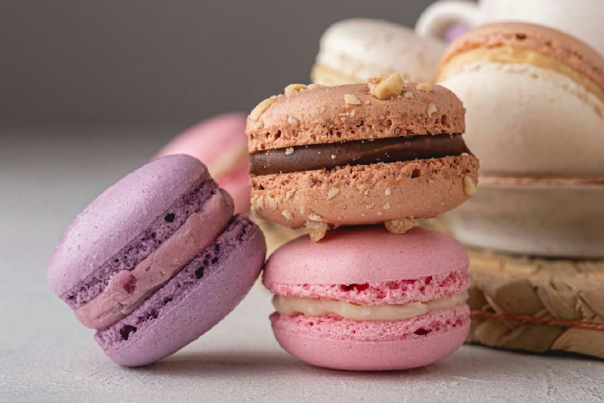 Macarons francesi perfetti: la guida completa per una preparazione impeccabile in cucina