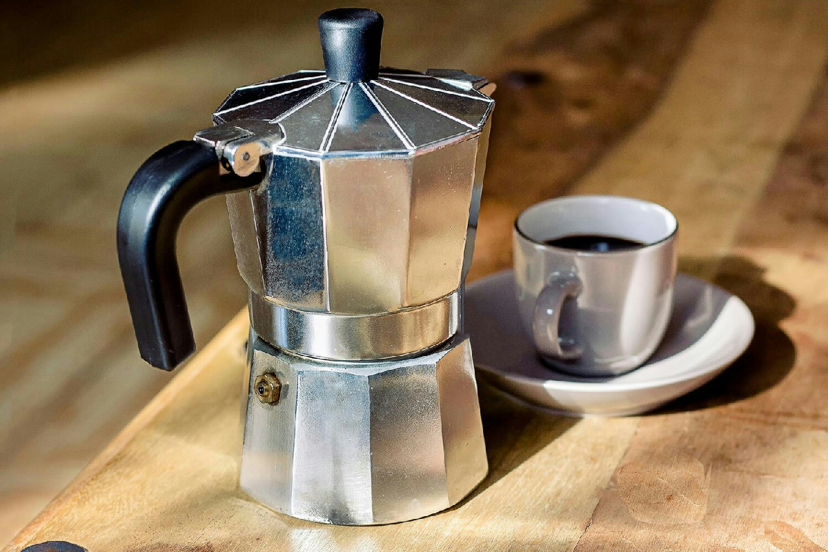 Preparare il caffè con la moka: consigli pratici per un aroma intenso e un gusto perfetto