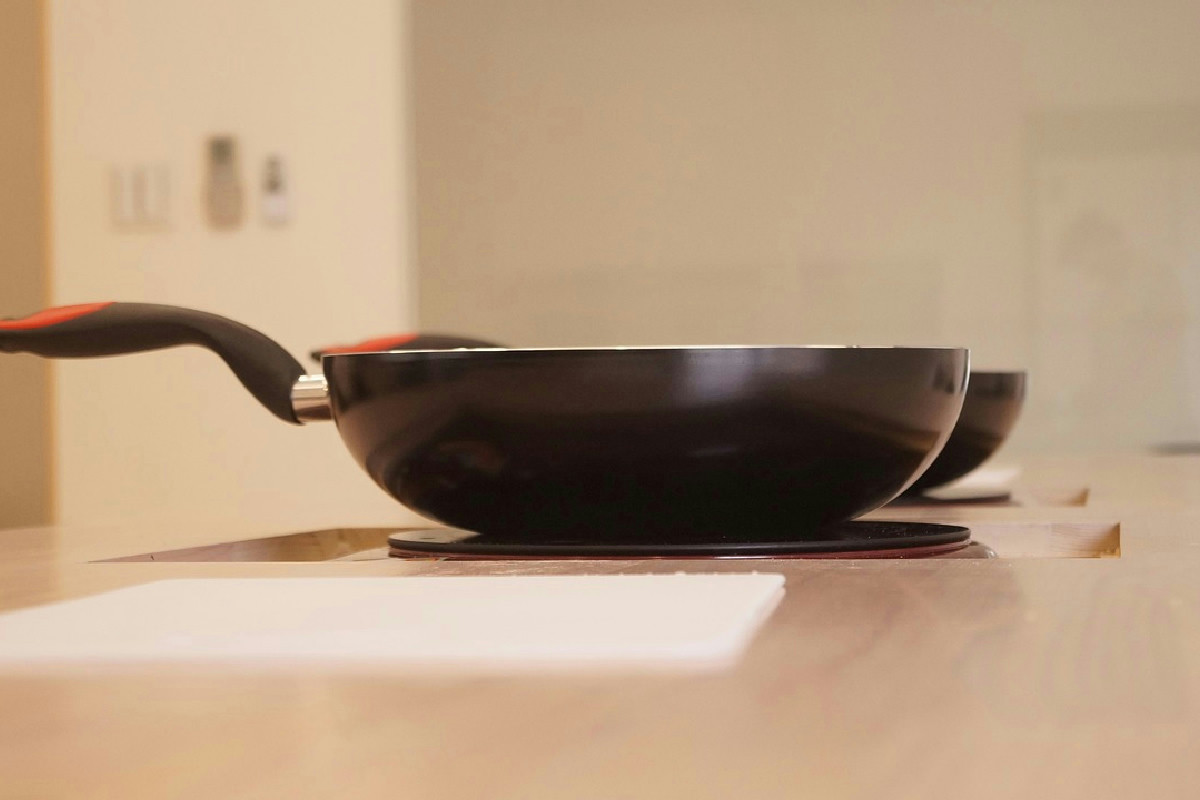 La soluzione definitiva per eliminare le incrostazioni più ostinate dalla padella con successo