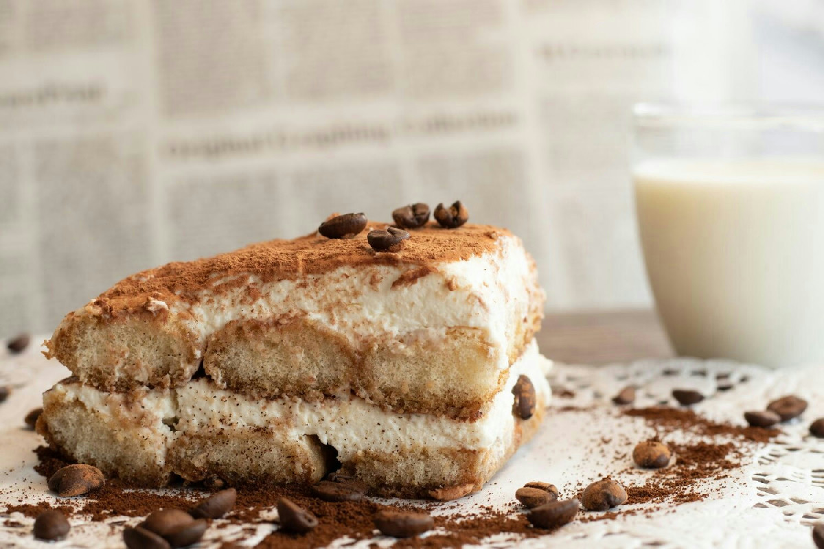 Tiramisù al pandoro: la ricetta del dessert soffice che unisce tradizione e dolcezza unica